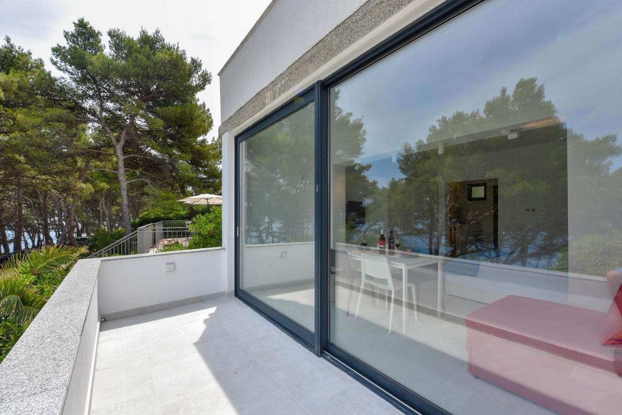 Lazaneo Seafront Apartments, Jelsa  Kültér fotó