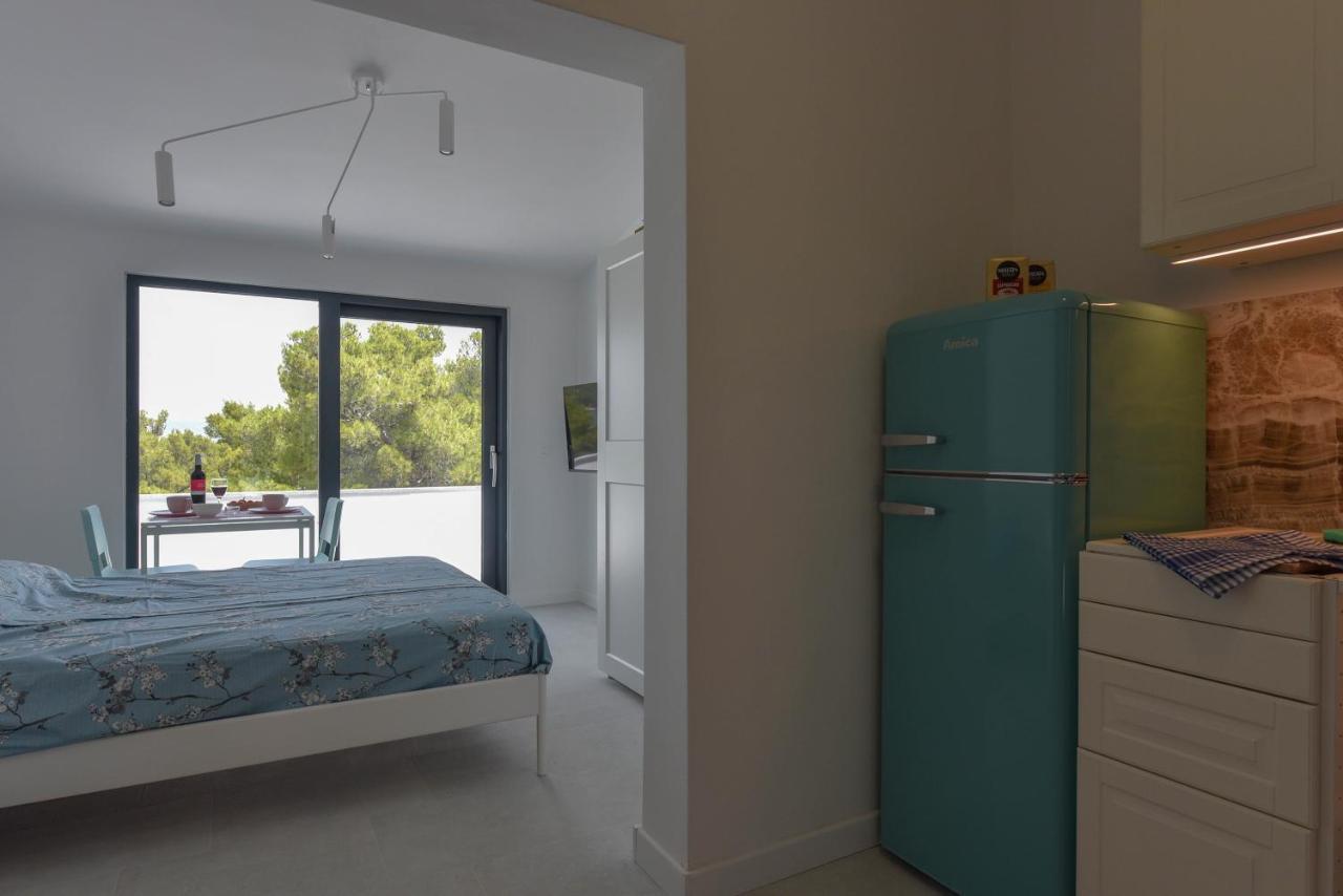 Lazaneo Seafront Apartments, Jelsa  Kültér fotó